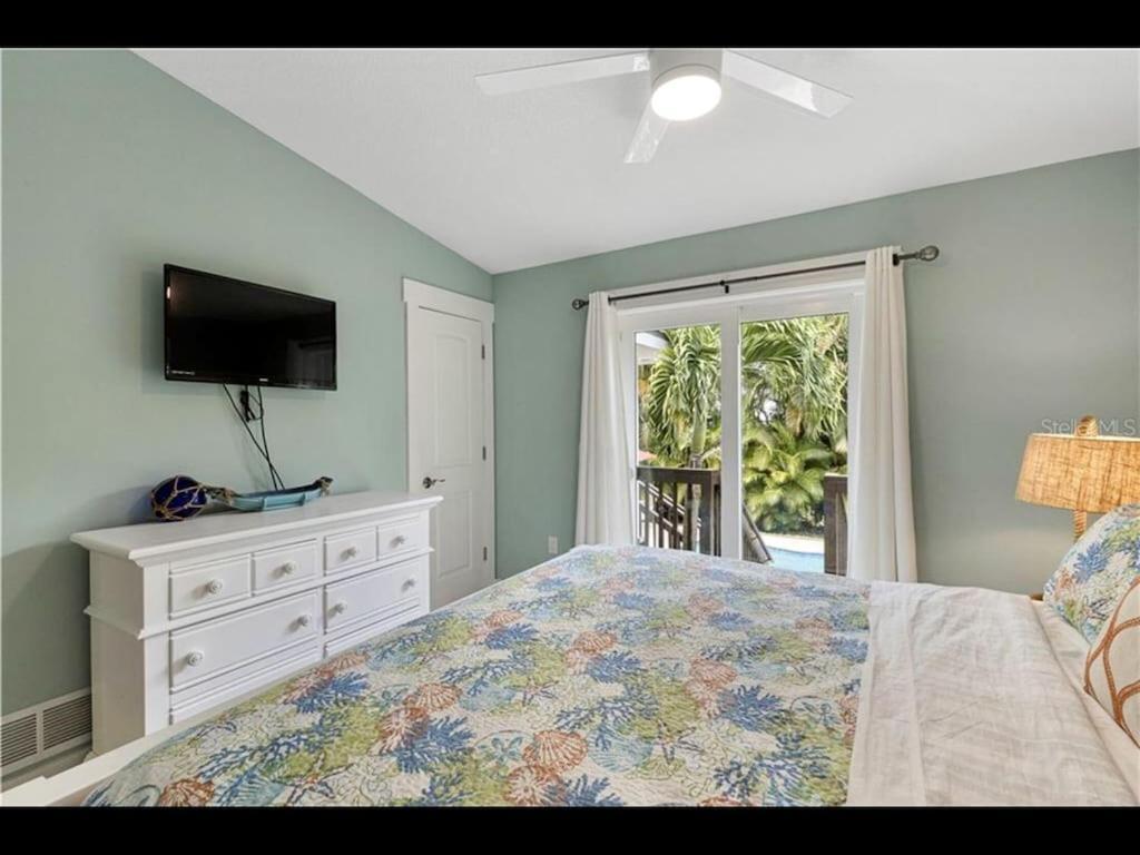 Ami/Holmes Beach - 3/2 Home - Private Heated Pool And Yard - Walk To Beach Ngoại thất bức ảnh